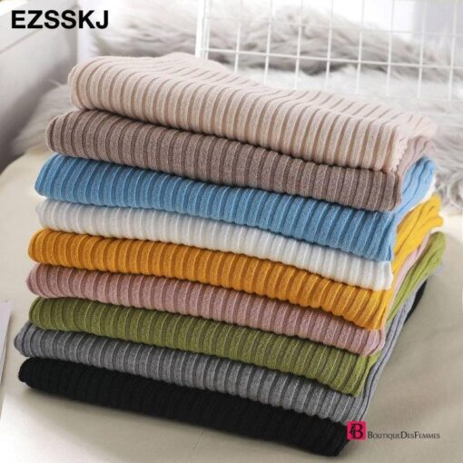 Basic V-Neck Slim Pullover