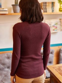 Half Fisherman Raised Camisole Blouse