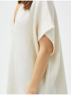 Navy Blue Knitwear Vest