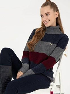 US Polo Assn – Stand Up Collar Sweater