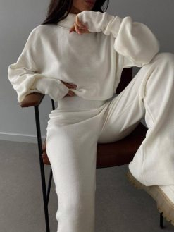 White Knitted Turtleneck High Waist Set